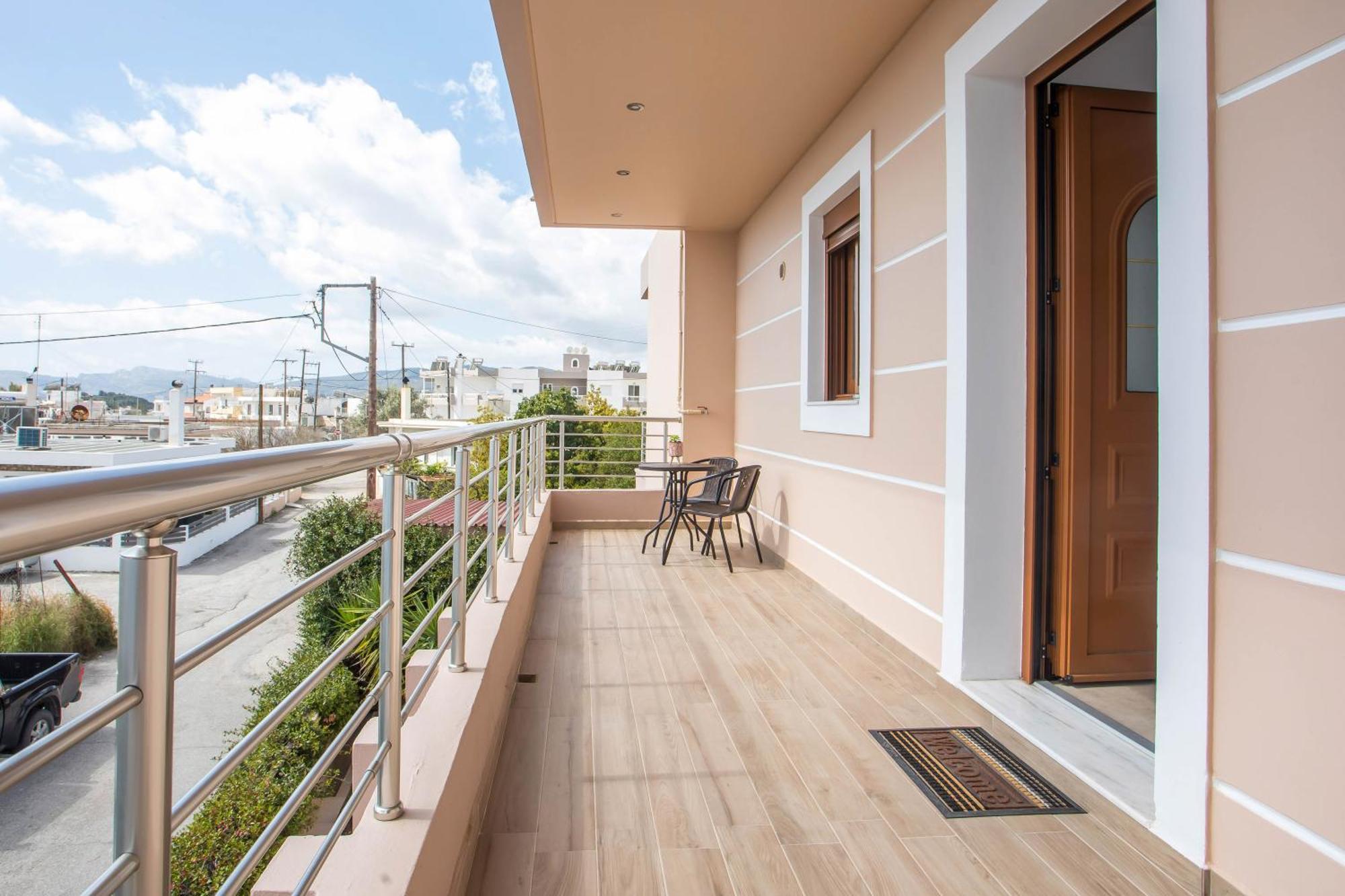 M&E Apartments New Haraki Exterior photo